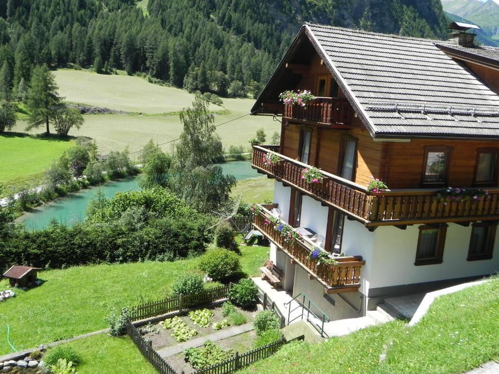 Bed and Breakfast Haus Marienheim Heiligenblut am Großglockner Exterior foto